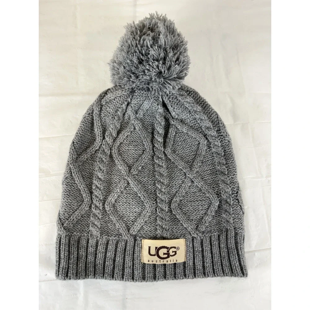 UGG Knit Hat Beanie -‎ Grey Winter - One Size O/S